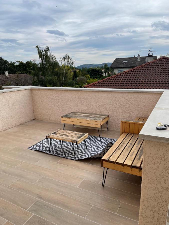 La Parenthese Balneo T2 Cosy De 40M² Avec Terrasse Apartment Ternay  Exterior photo